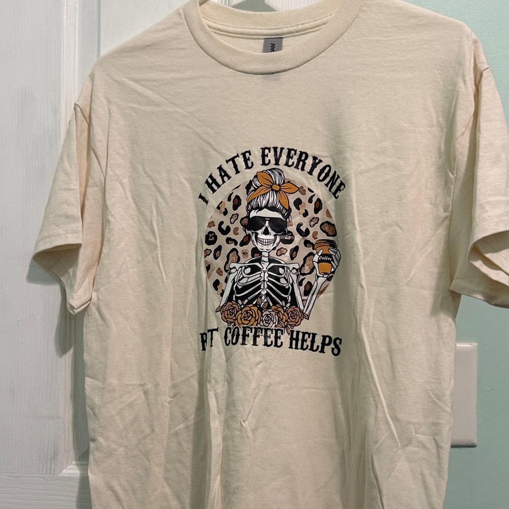 🌹Gildan Cream Graphic Tee with Skeleton Design. I hate everyone but . NWOT